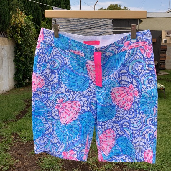 SOLD NWT Lilly Pulitzer Chipper Short Blue Haven 4 $78 - Picture 4 of 10